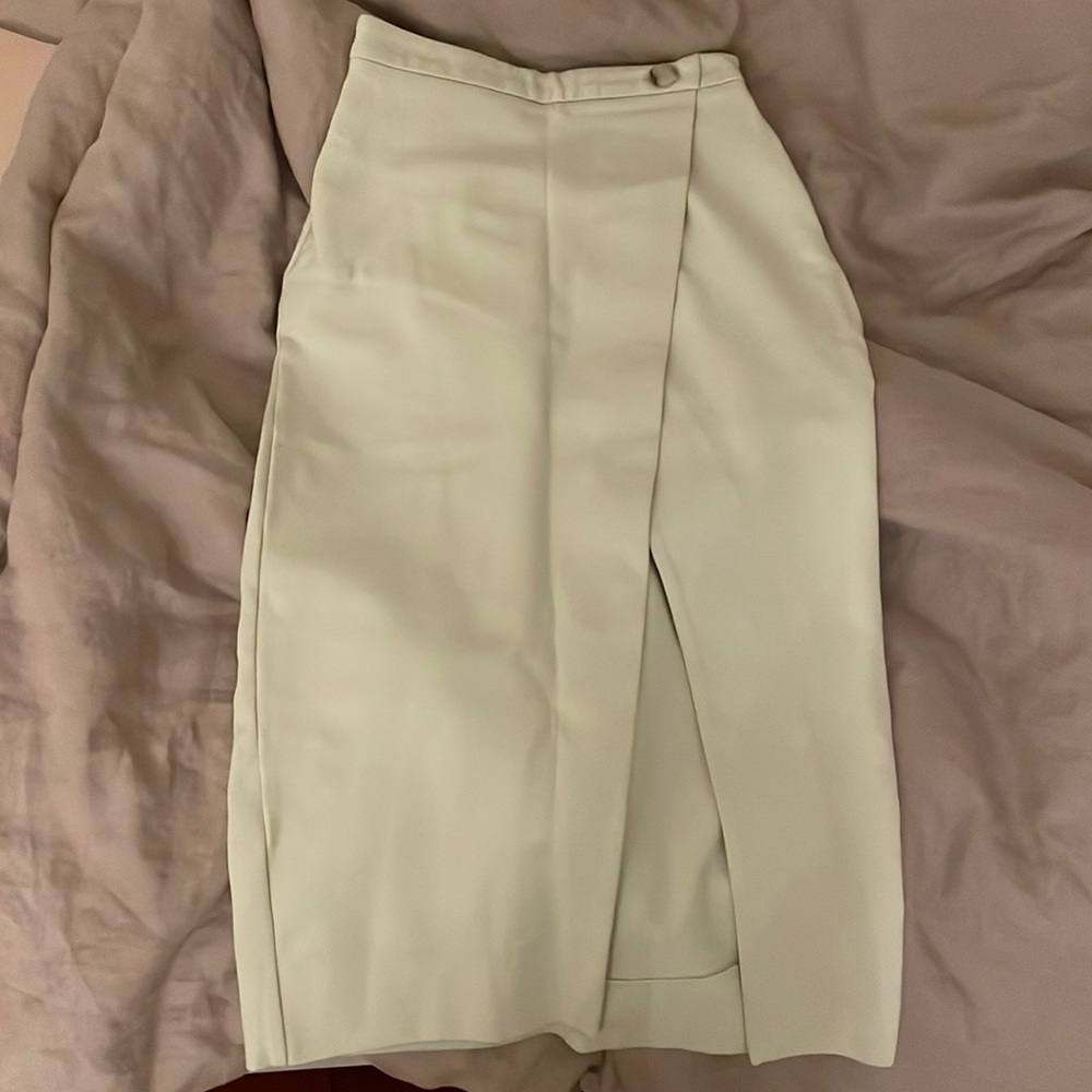 Aritzia midi skirt